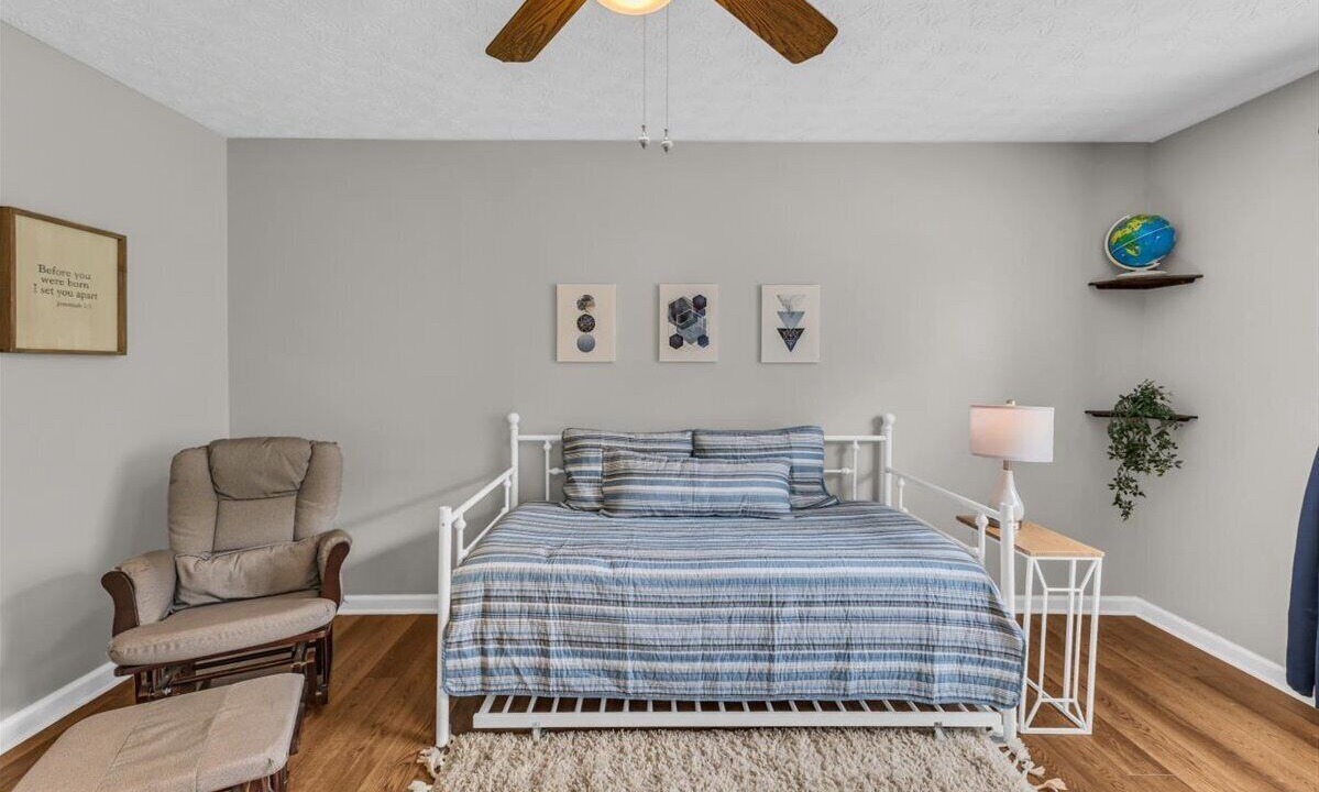 Photo of Bedroom in Bloomingdale