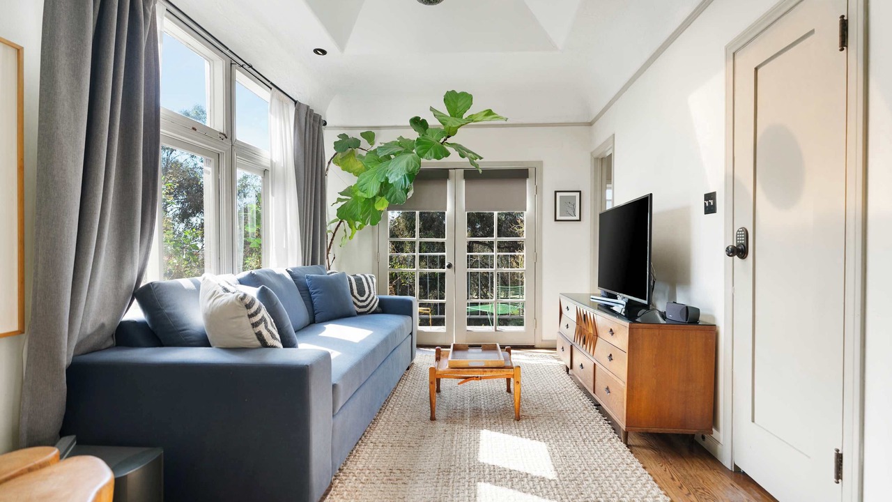 Photo of Livingroom in Sunset Junction