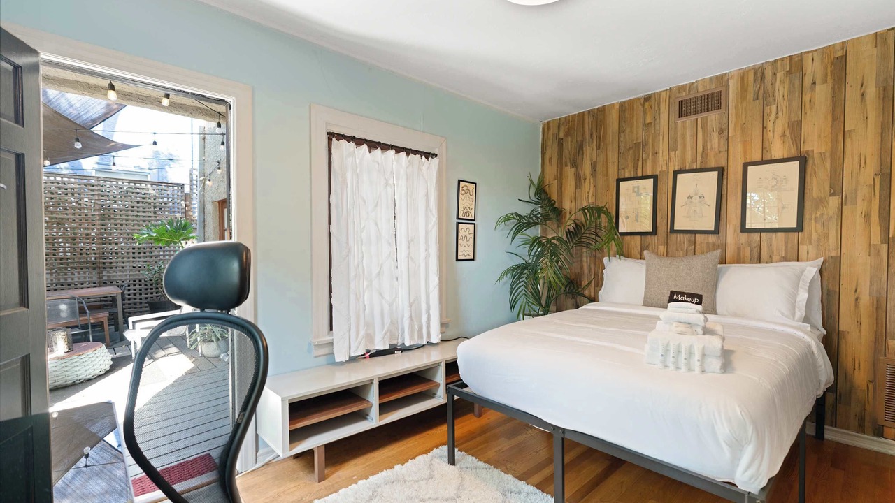 Photo of Bedroom in Sunset Junction