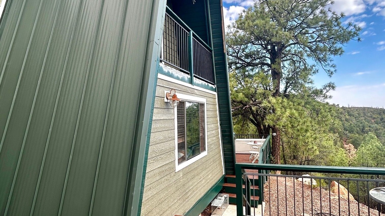 Photo of Patio Balcony in Timberland Acres