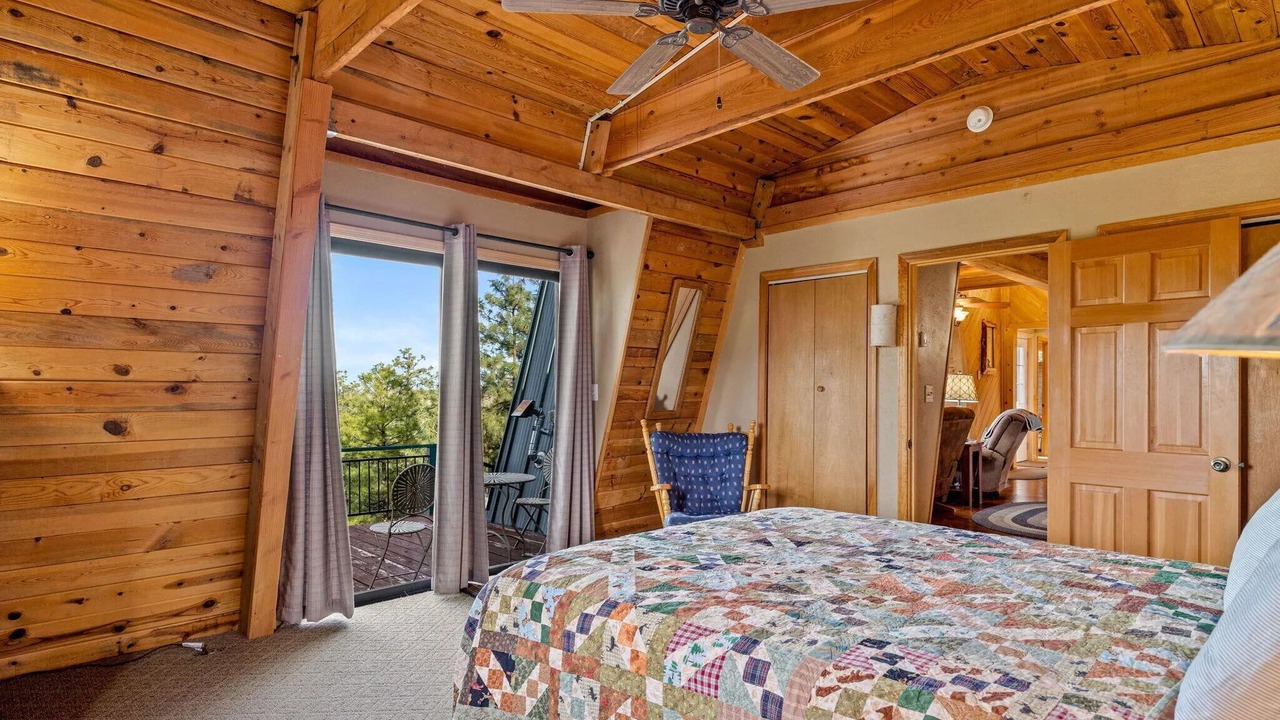 Photo of Bedroom in Timberland Acres