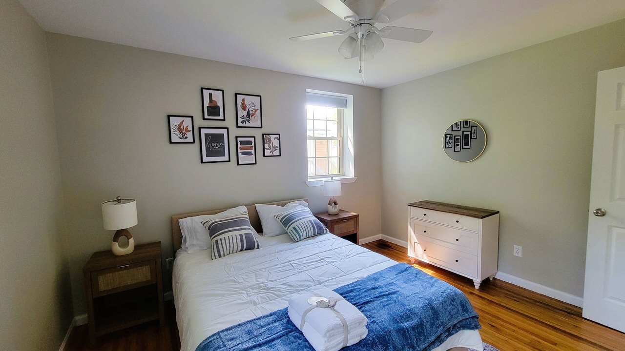 Photo of Bedroom in Columbia