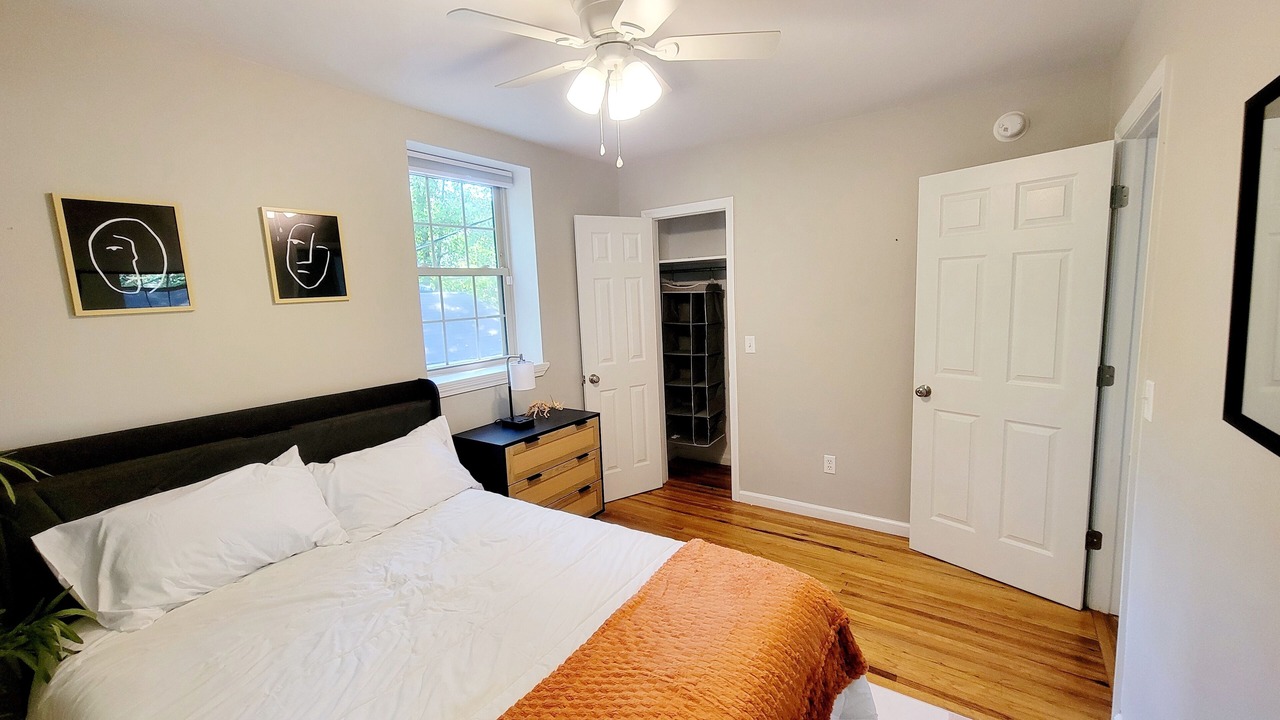 Photo of Bedroom in Columbia