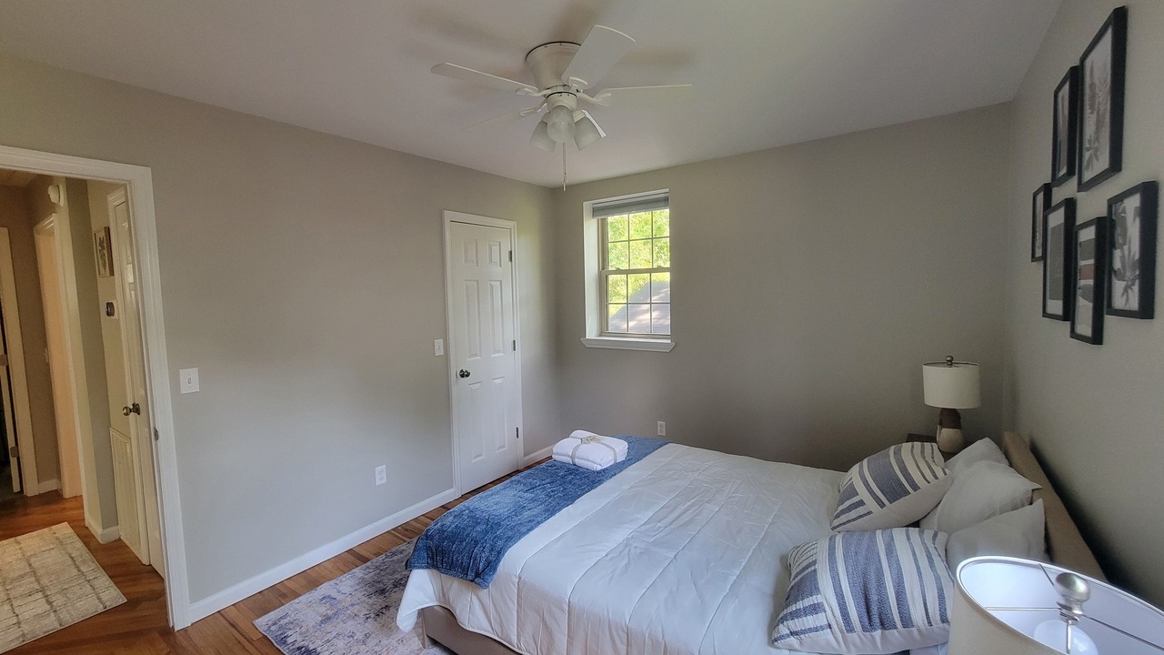Photo of Bedroom in Columbia