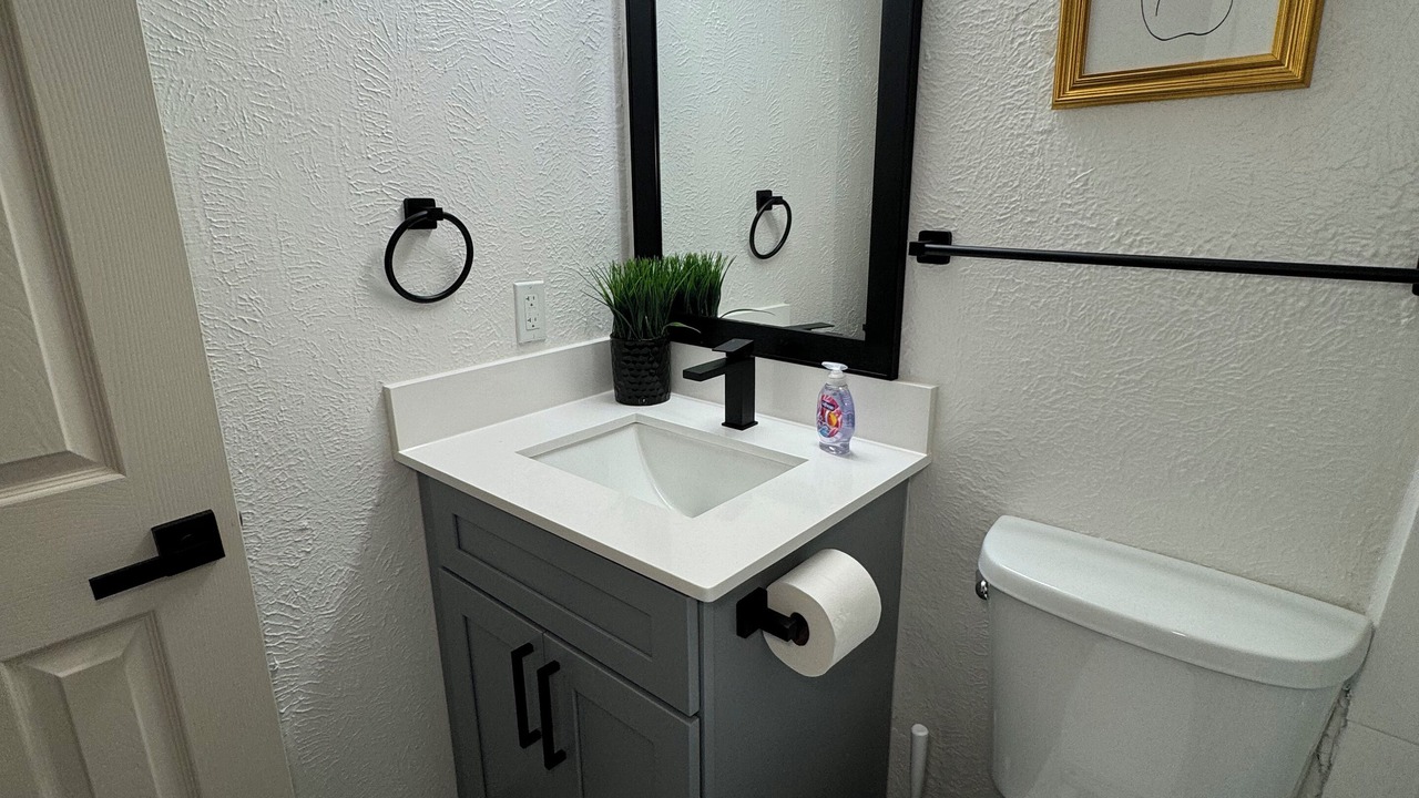 Photo of Bathroom in Park Central