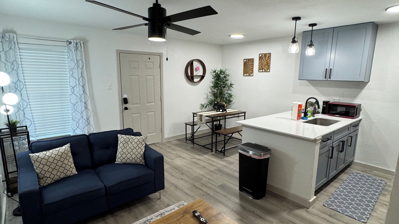 Photo of Livingroom in Park Central