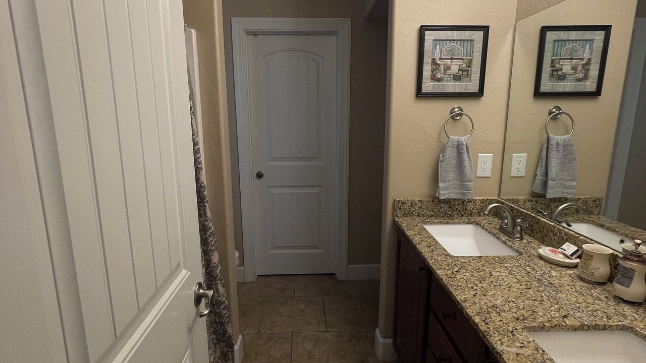 Photo of Bathroom in Hobbs