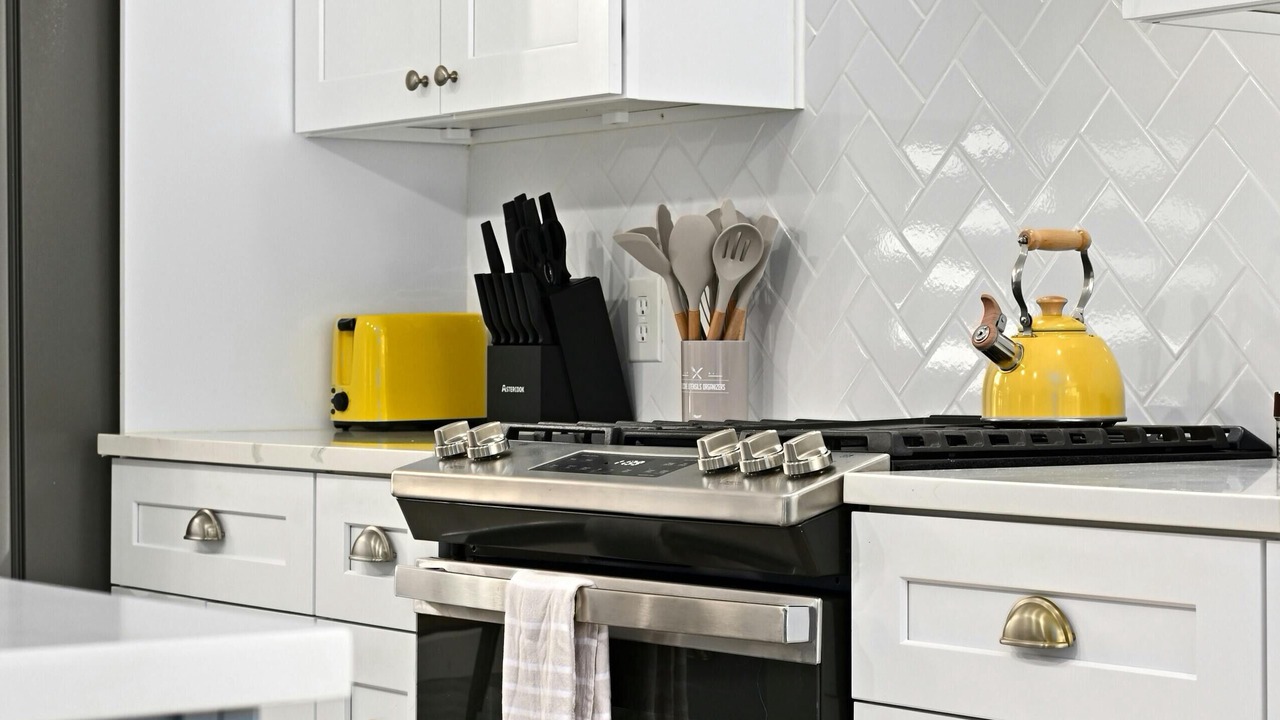 Photo of Kitchen in North Austin Civic Association