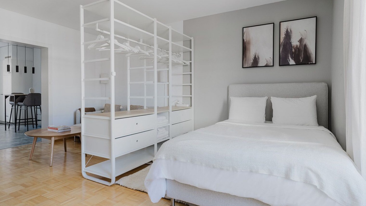 Photo of Bedroom in Hard