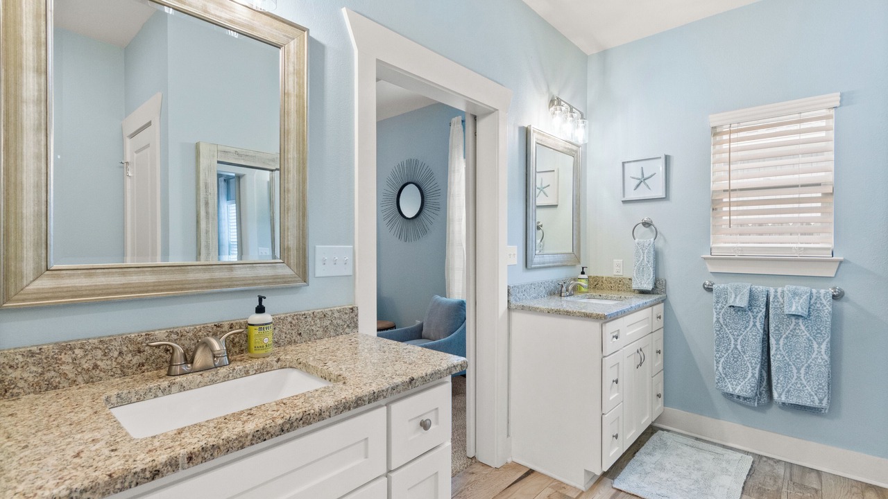 Photo of Bathroom in Ono Island