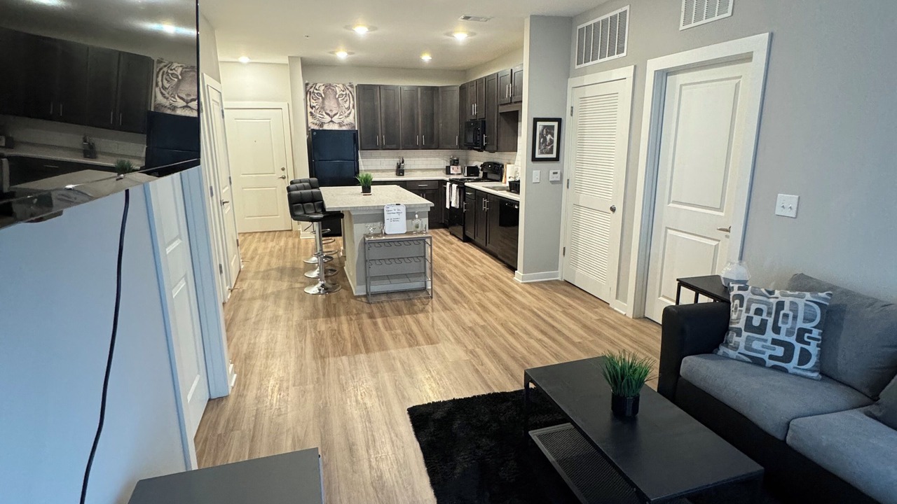 Photo of Livingroom in Capitol View