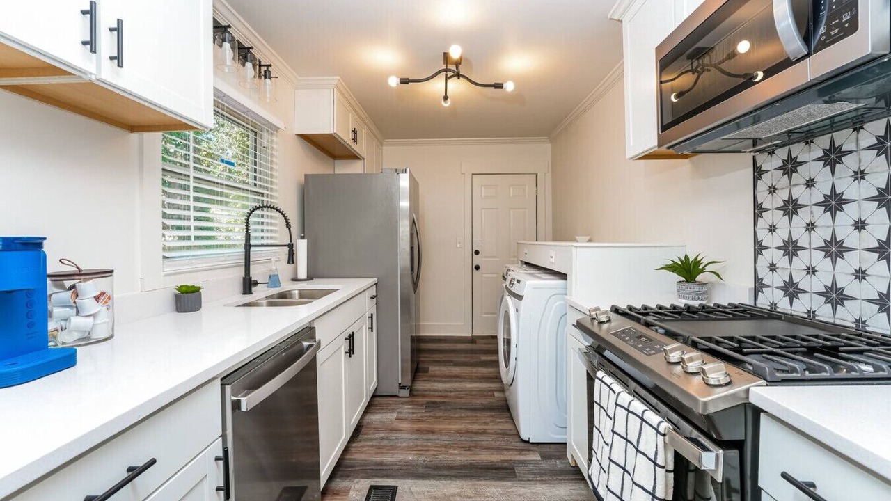 Photo of Kitchen in Candler-McAfee