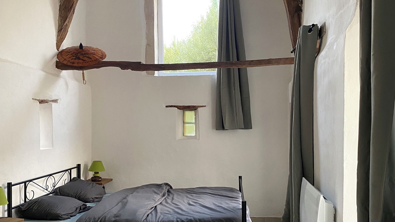 Photo of Bedroom in Beaumont-Pied-de-Boeuf