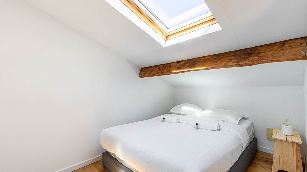 Photo of Bedroom in Les Puces de Saint-Ouen
