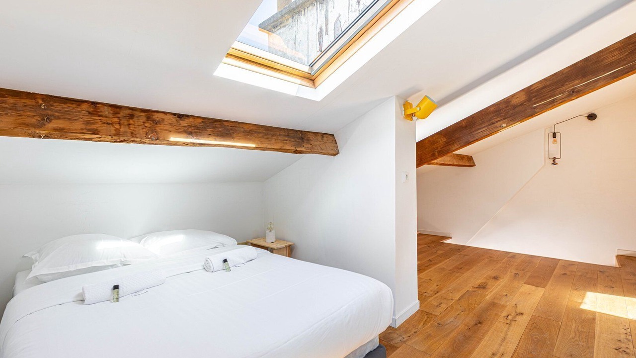 Photo of Bedroom in Les Puces de Saint-Ouen
