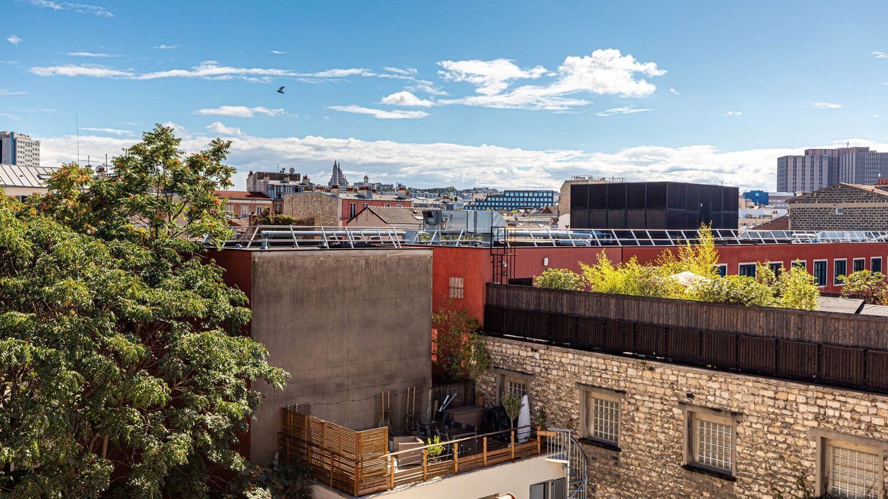 Photo of Outdoor in Les Puces de Saint-Ouen
