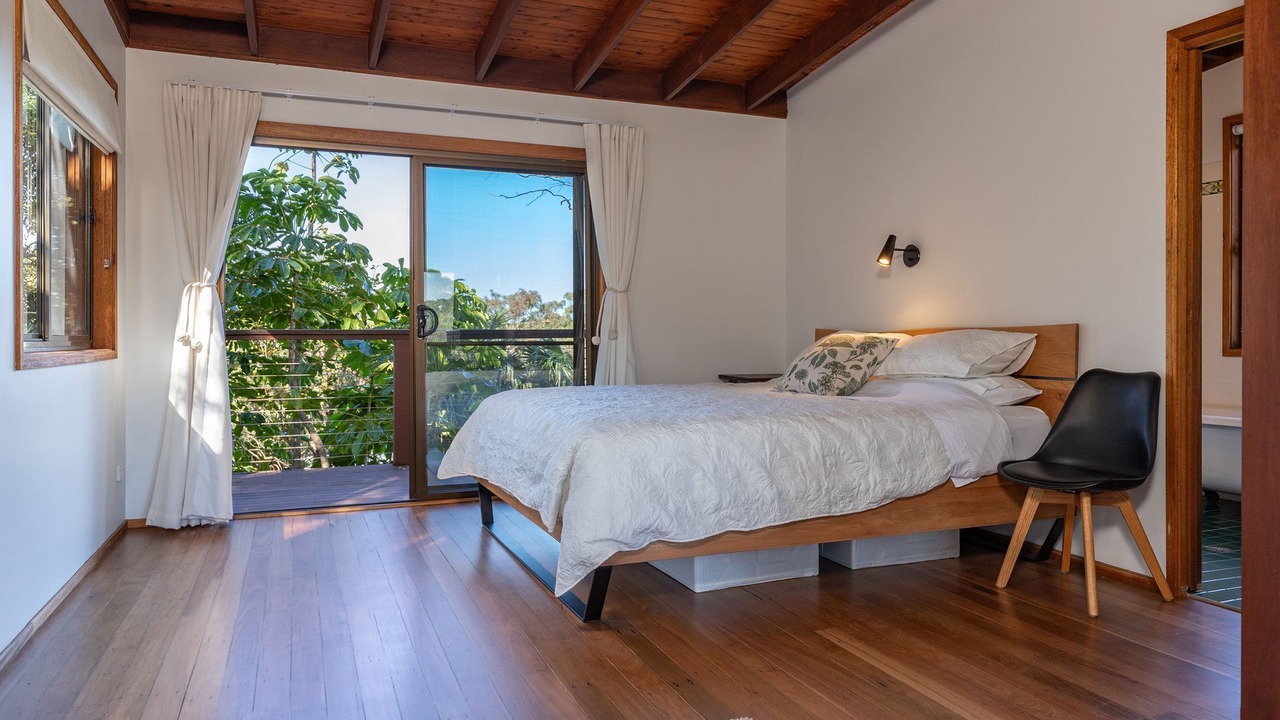 Photo of Bedroom in Elizabeth Beach