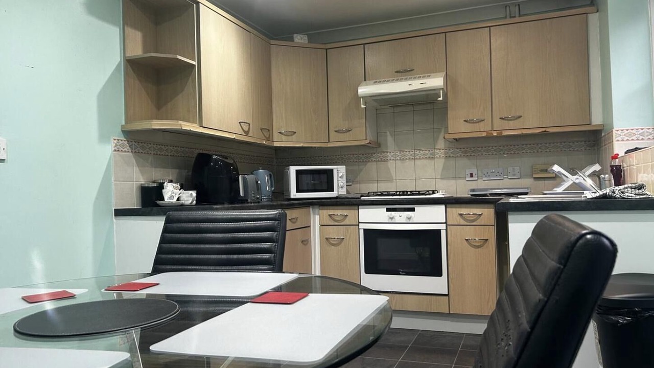 Photo of Others in Oldbury