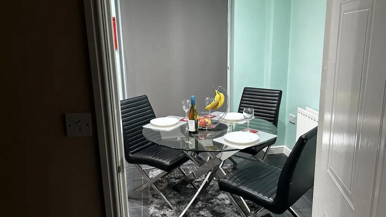 Photo of Others in Oldbury