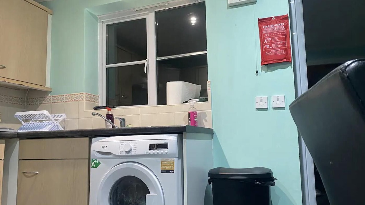 Photo of Others in Oldbury