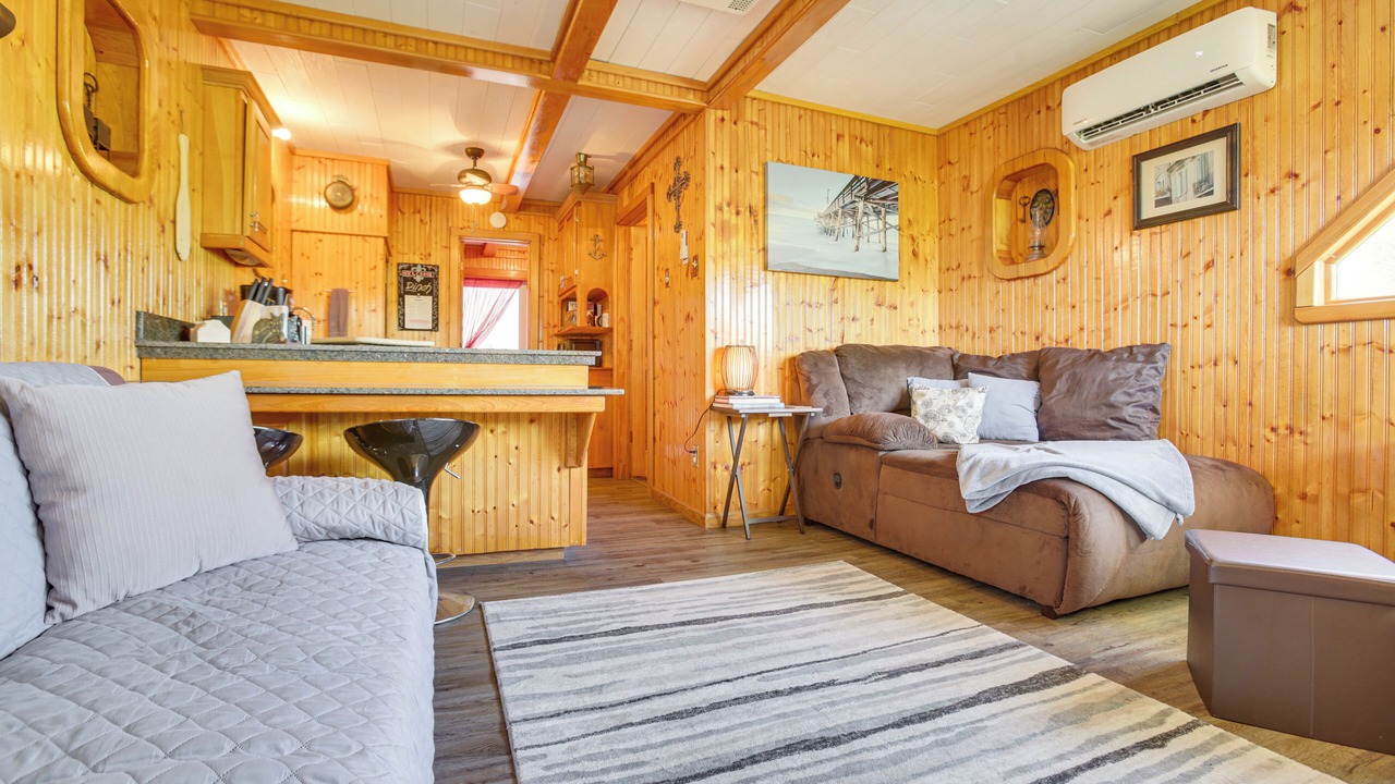 Photo of Bedroom in Houma