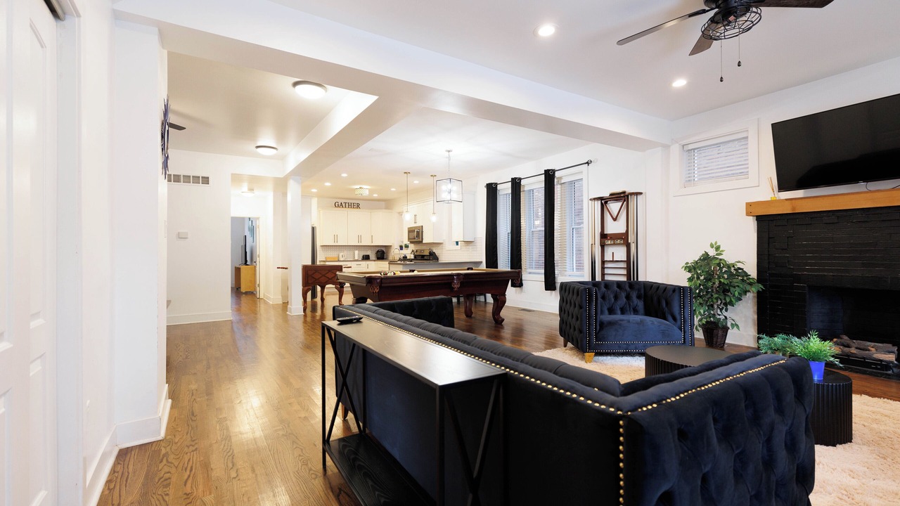 Photo of Livingroom in St. Louis