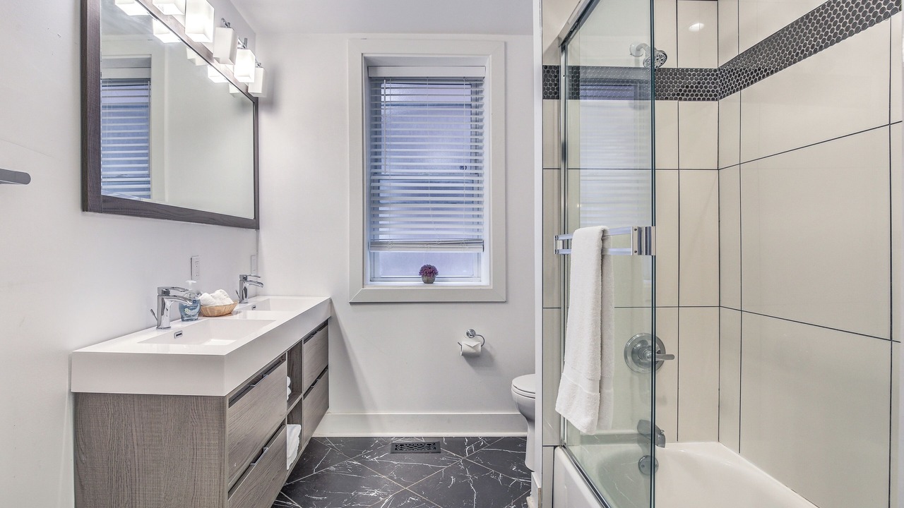 Photo of Bathroom in St. Louis
