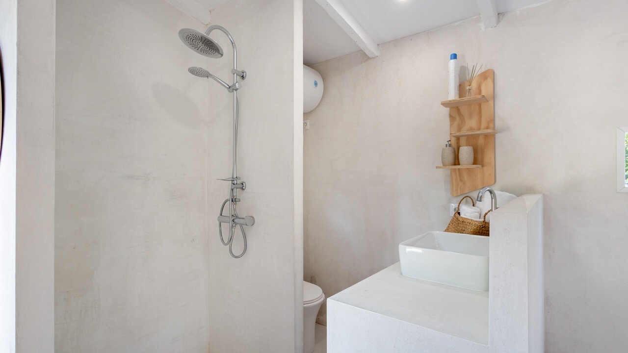 Photo of Bathroom in Dosrius