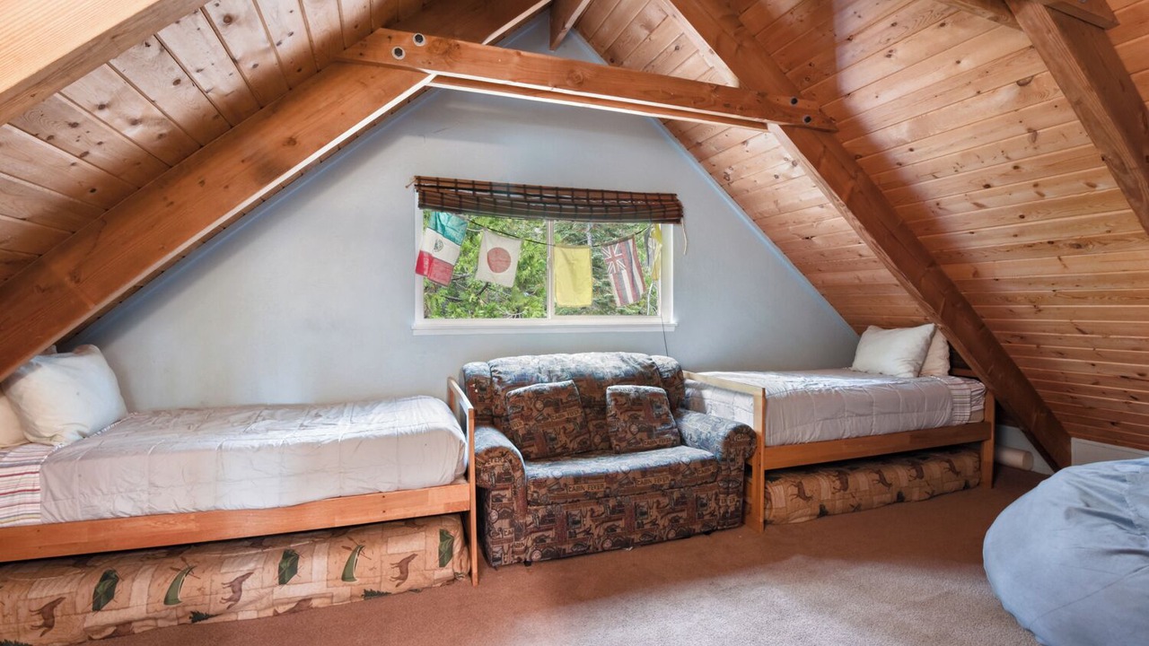 Photo of Bedroom in Carnelian Bay