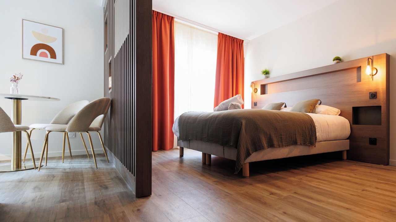 Photo of Bedroom in Saint-Junien