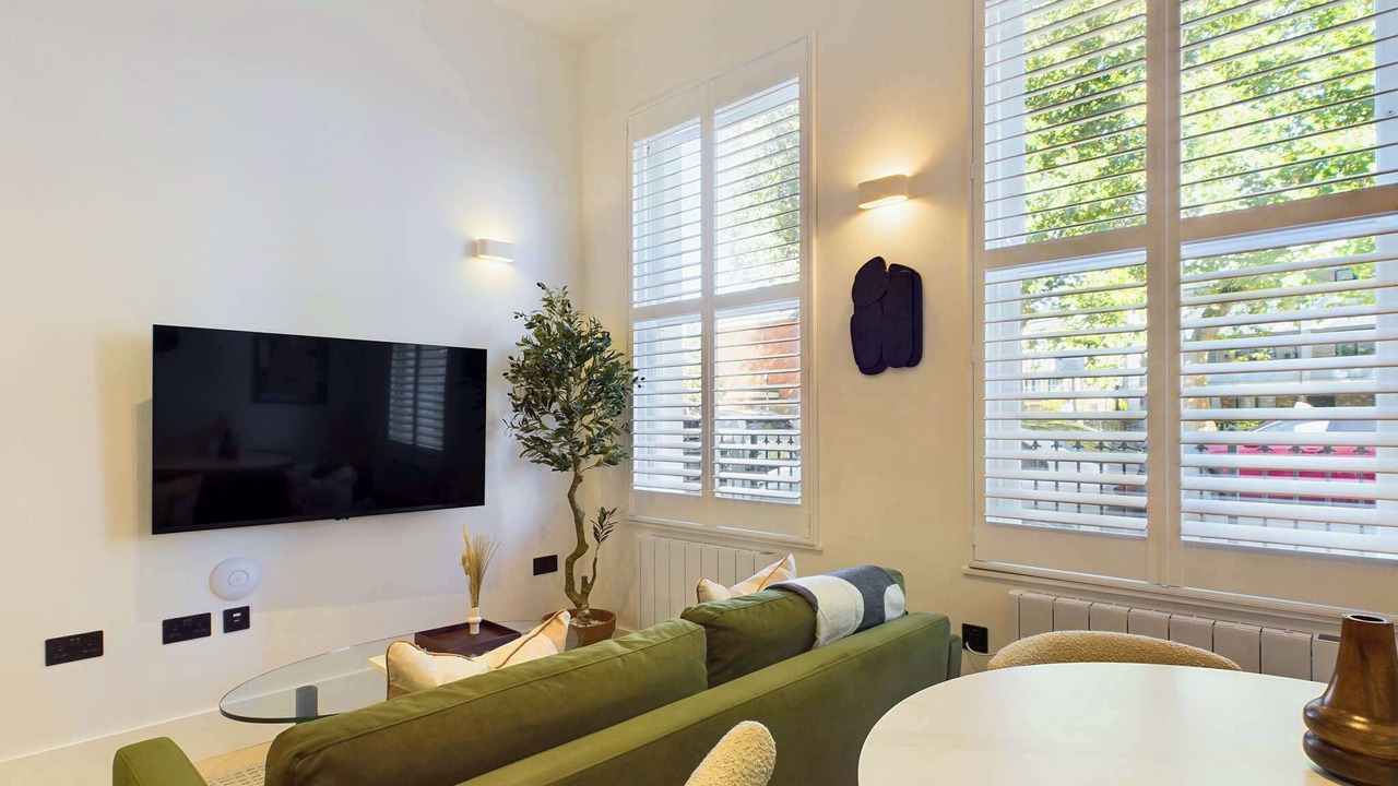 Photo of Others in Maida Vale