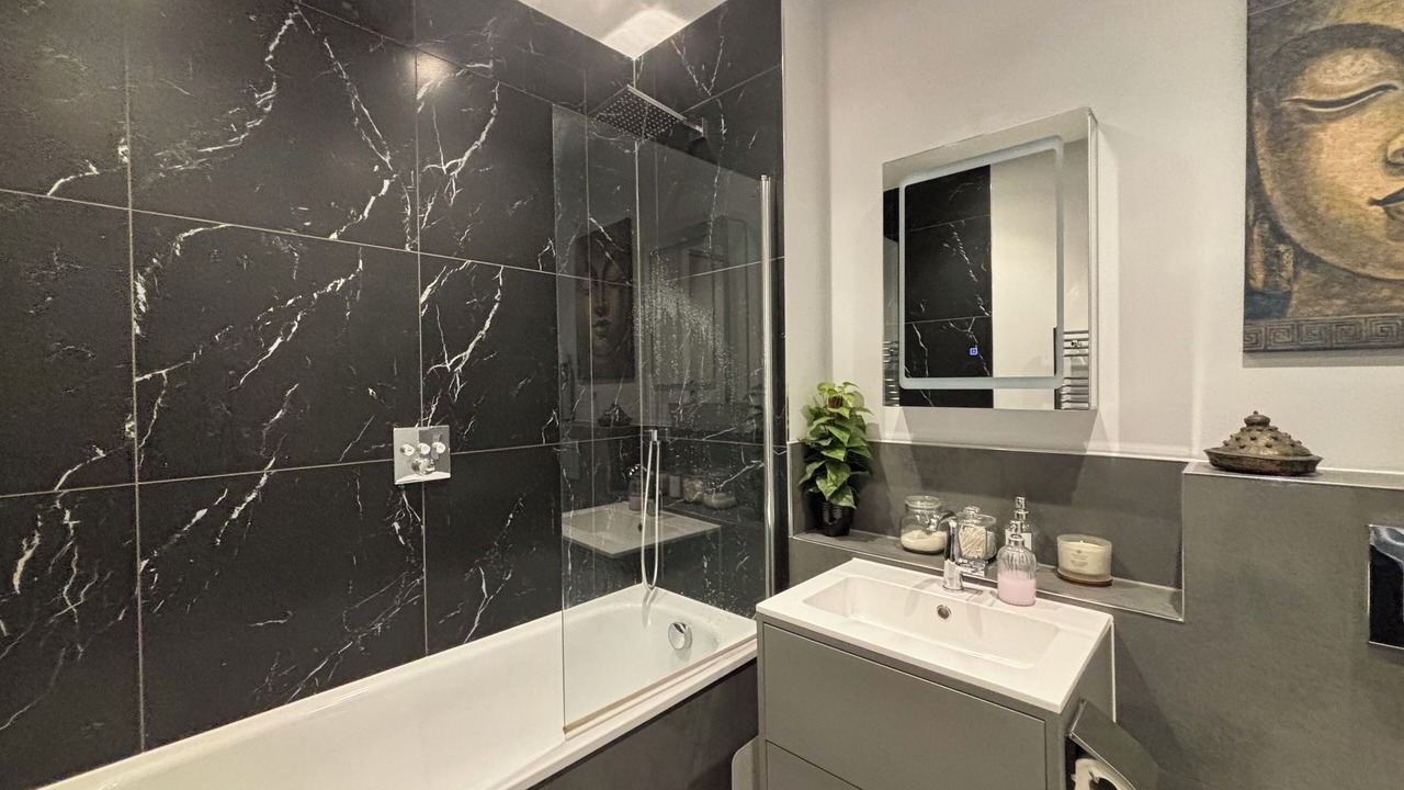 Photo of Others in Hackney