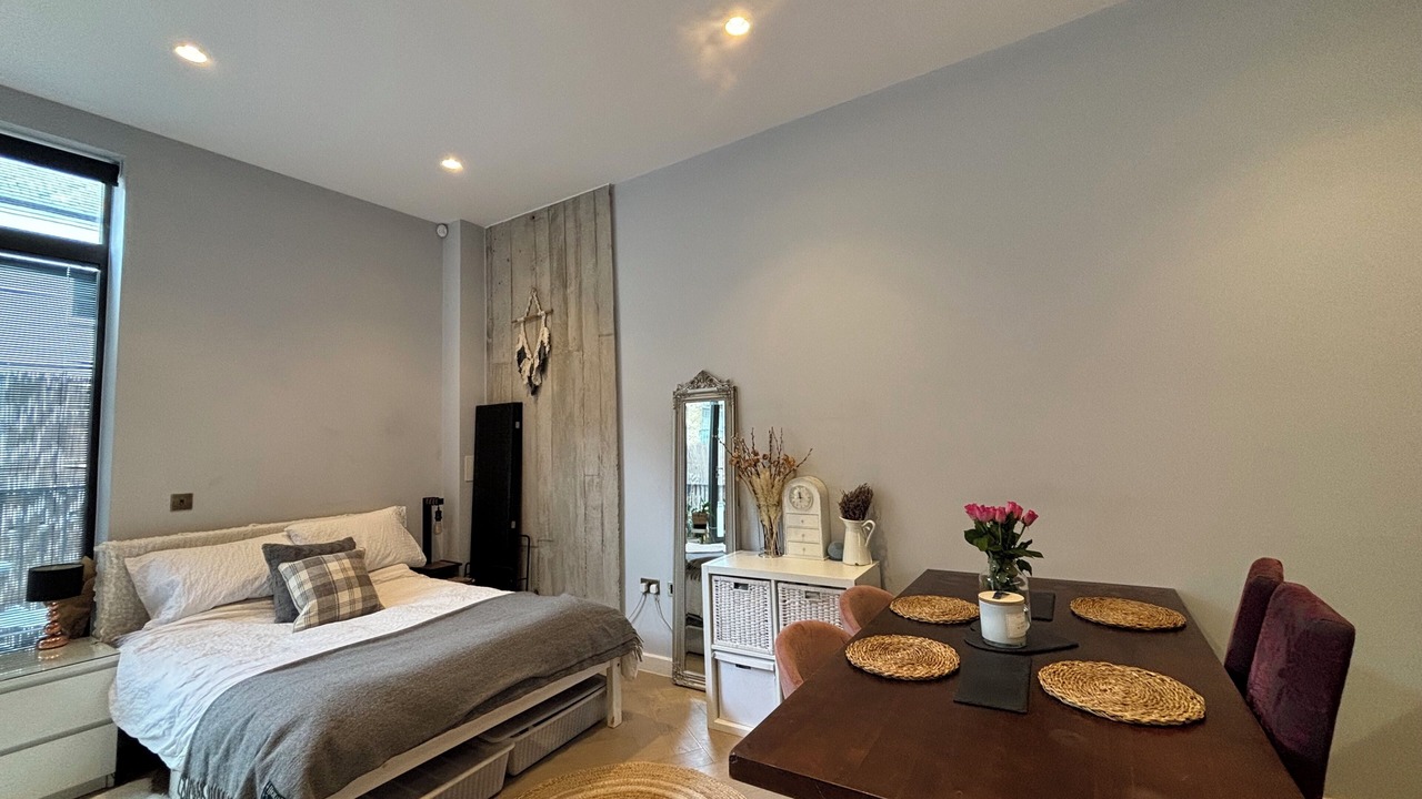 Photo of Others in Hackney