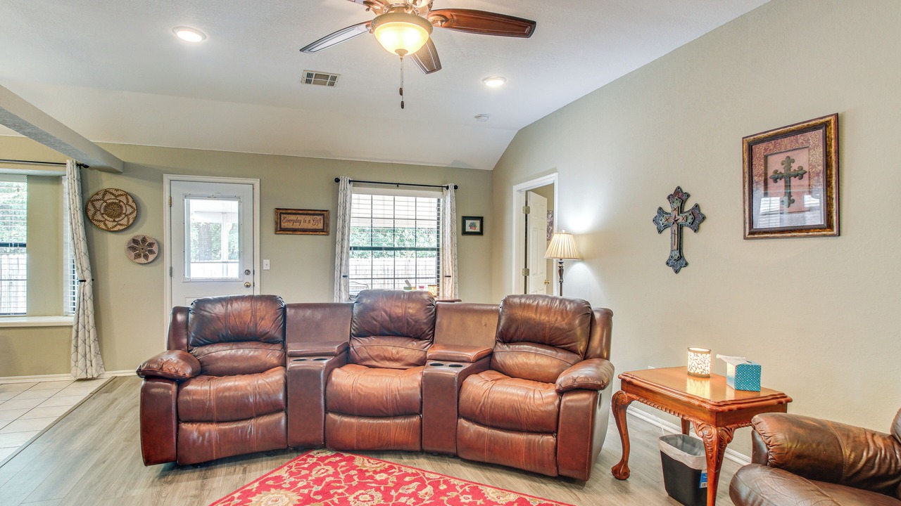 Photo of Livingroom in Norman
