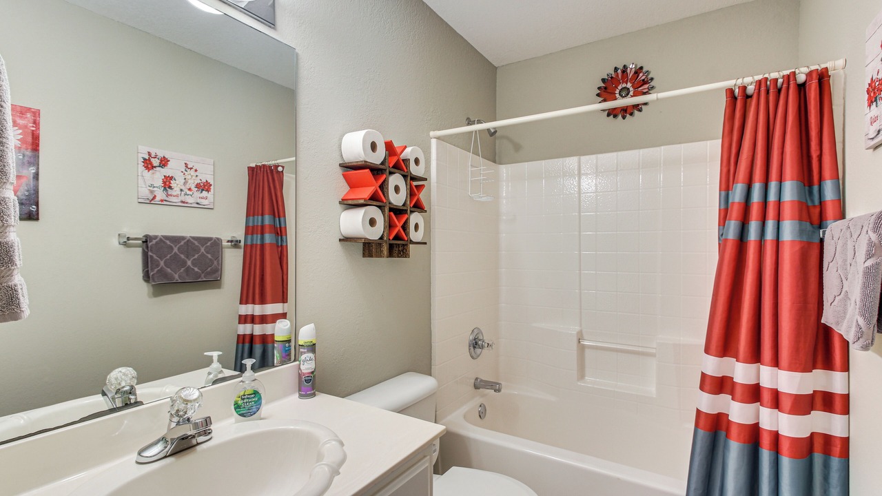 Photo of Bathroom in Norman