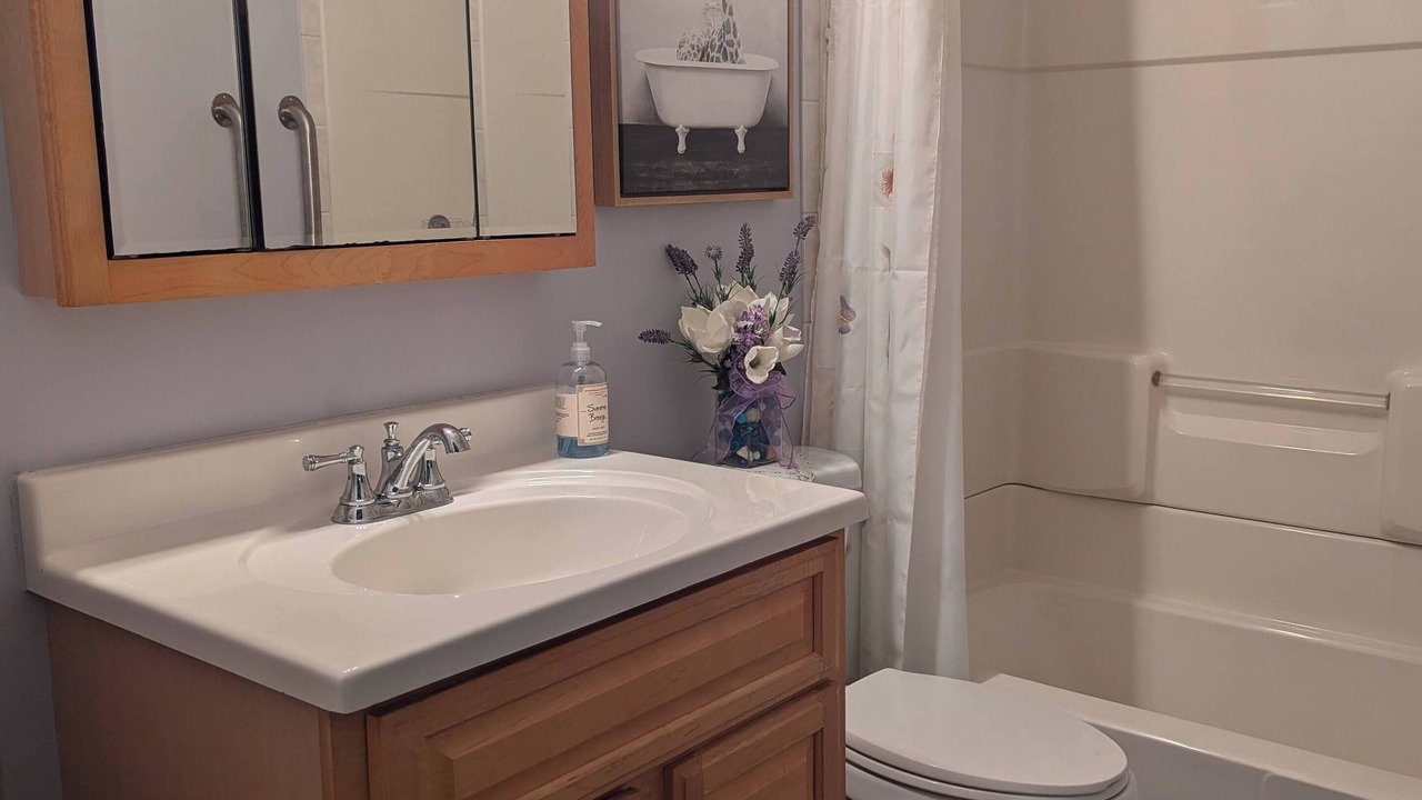 Photo of Bathroom in Rowland