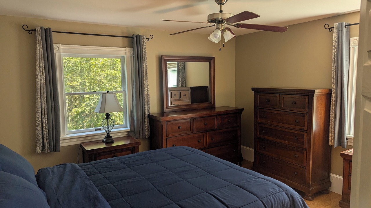 Photo of Bedroom in Rowland