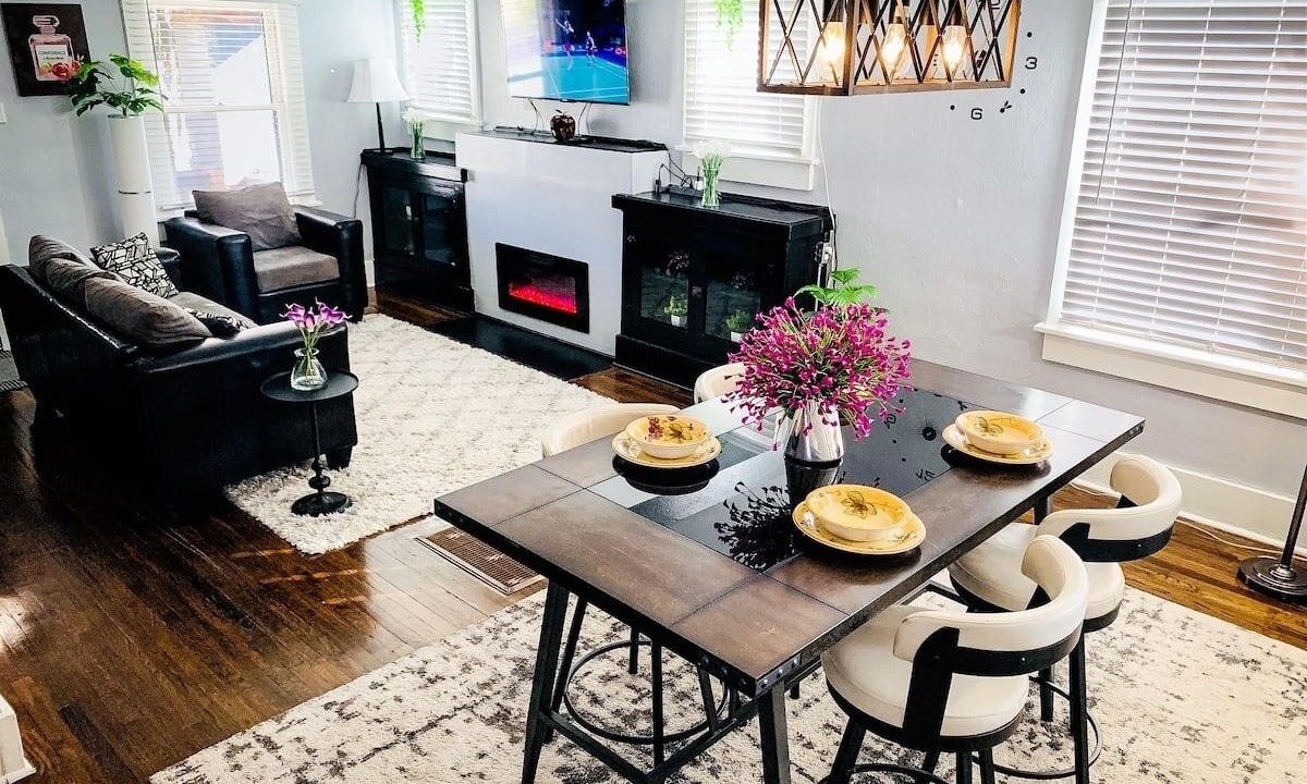 Photo of Livingroom in El Paso