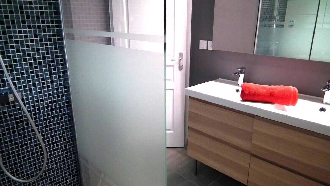 Photo of Bathroom in Riom