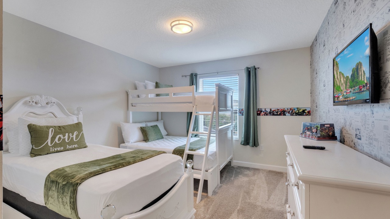 Photo of Bedroom in Florida Center North