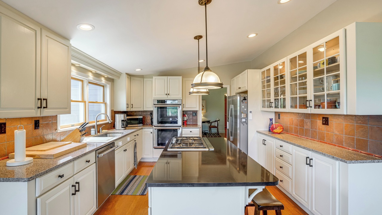 Photo of Others in Hollowville