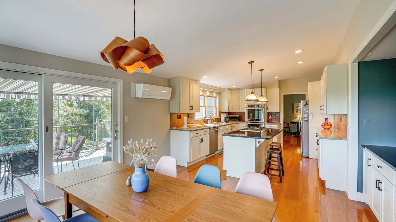 Photo of Others in Hollowville