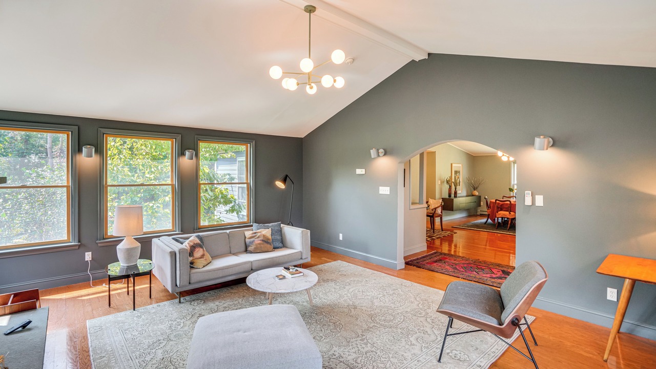 Photo of Livingroom in Hollowville