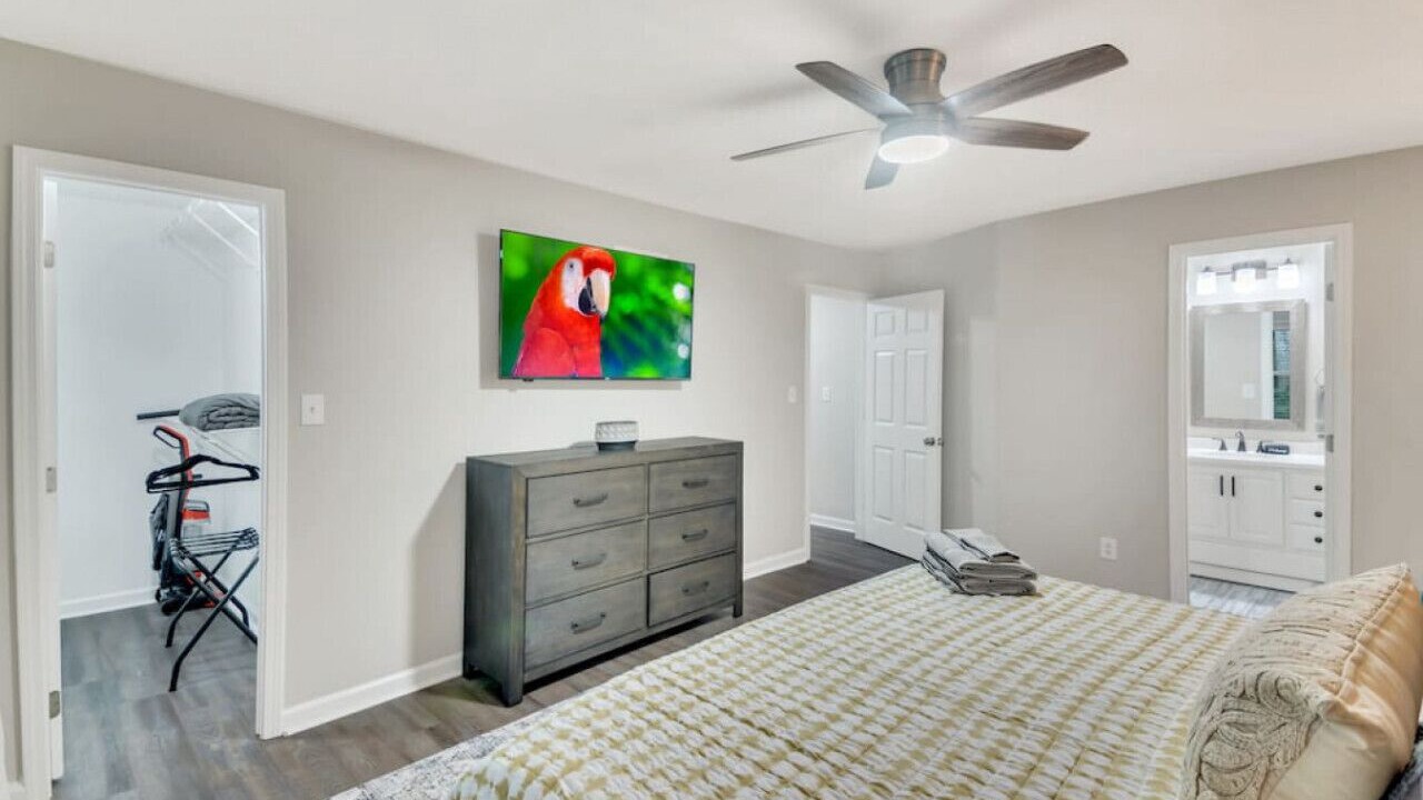 Photo of Bedroom in Acworth