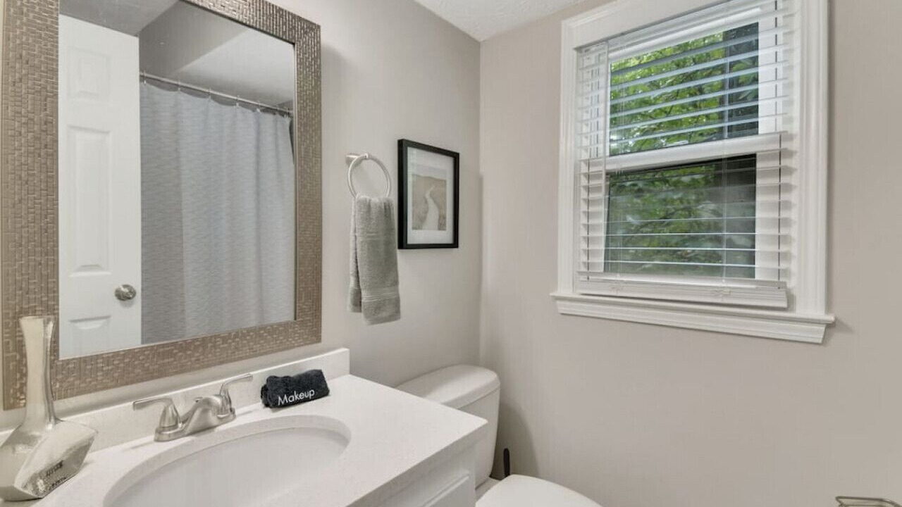 Photo of Bathroom in Acworth