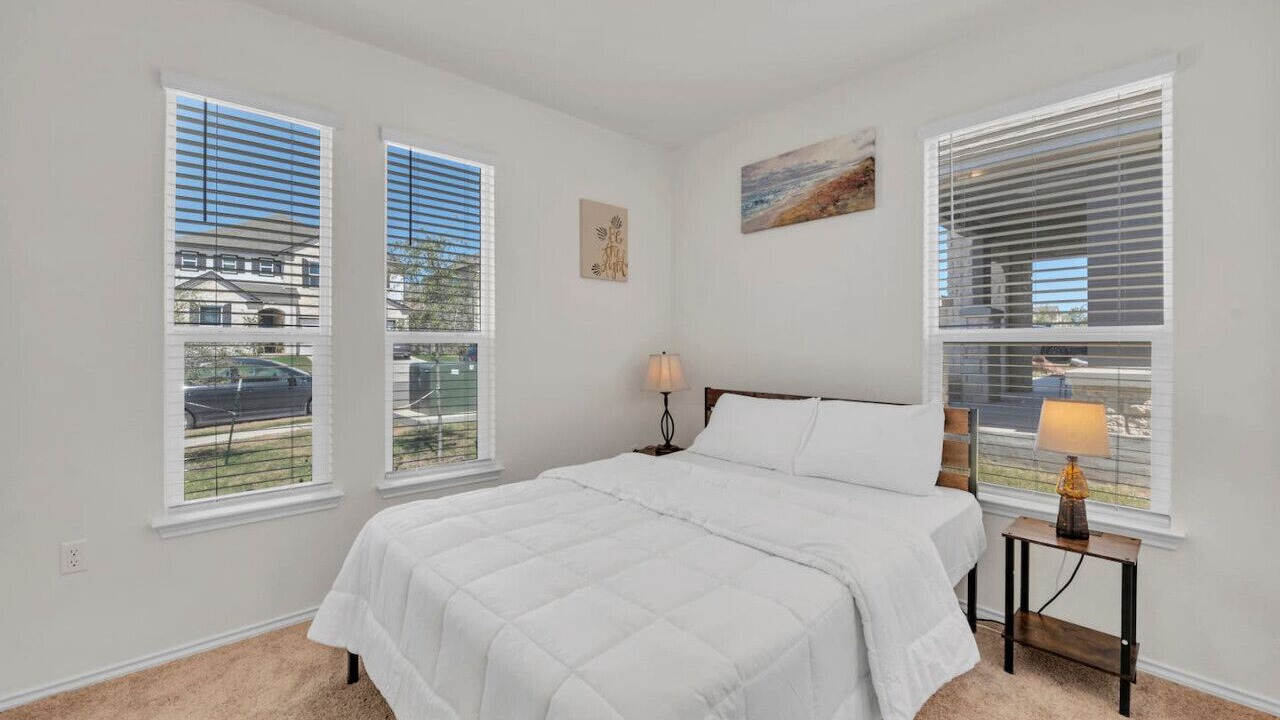 Photo of Bedroom in McNeil