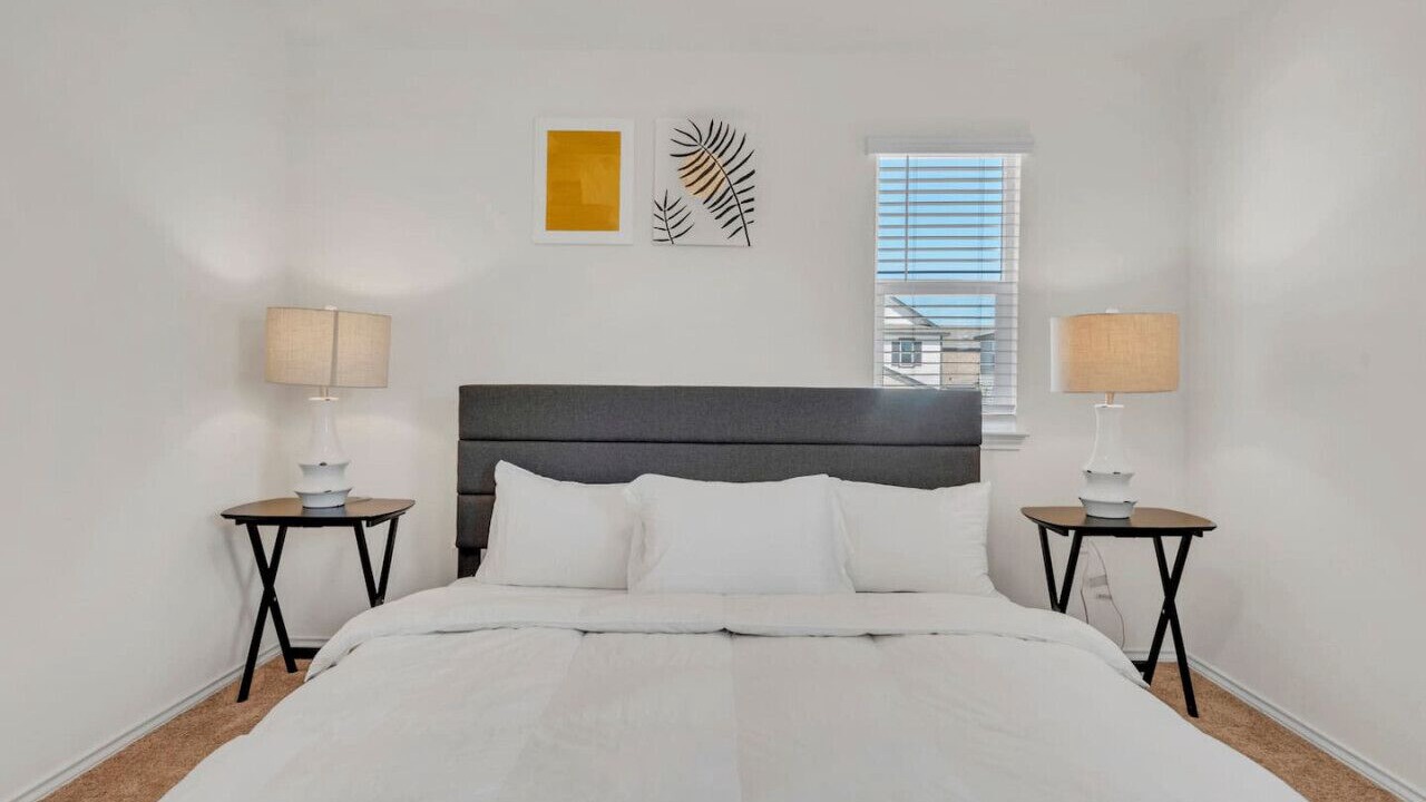 Photo of Bedroom in McNeil