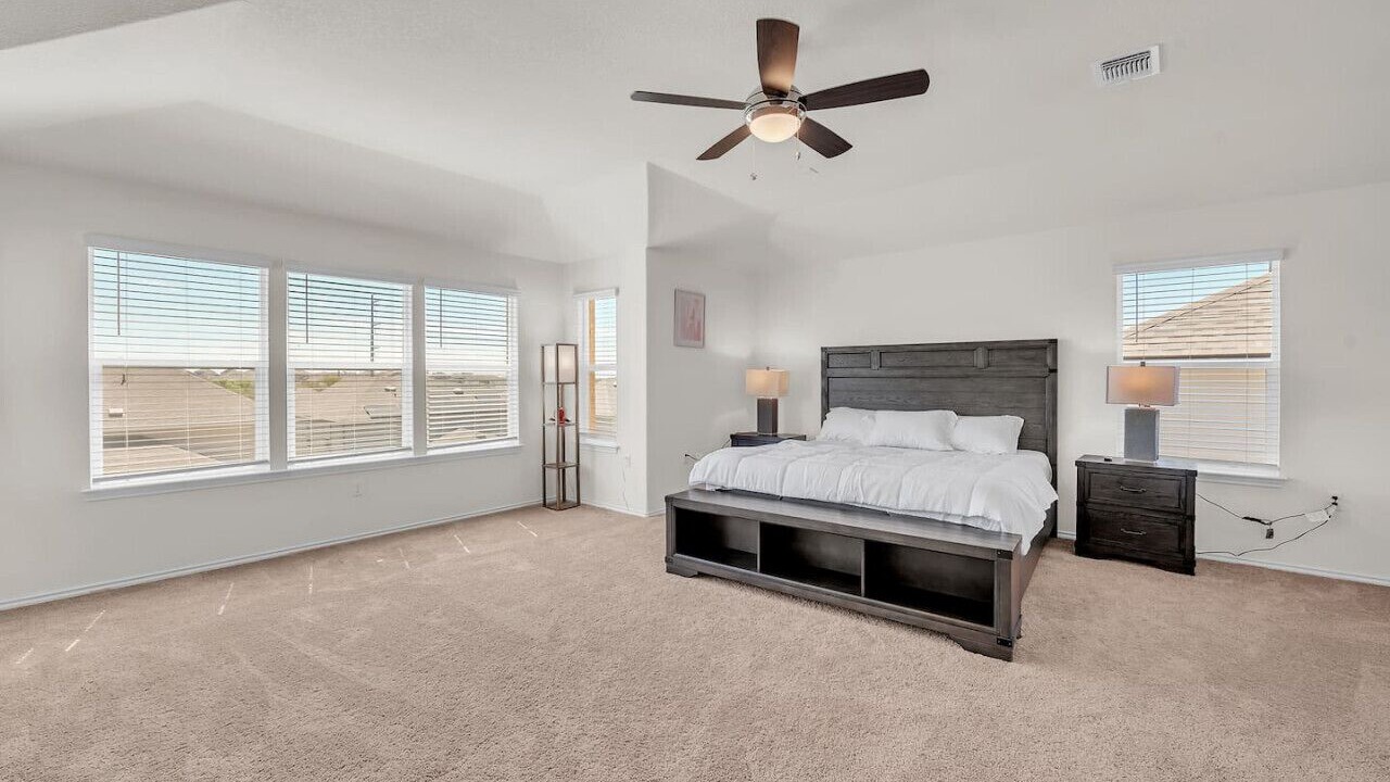 Photo of Bedroom in McNeil