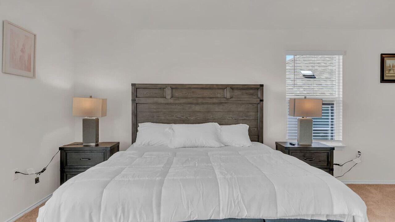 Photo of Bedroom in McNeil
