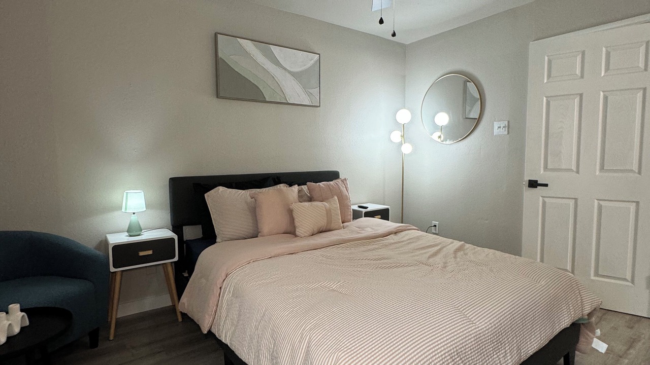 Photo of Bedroom in Park Central